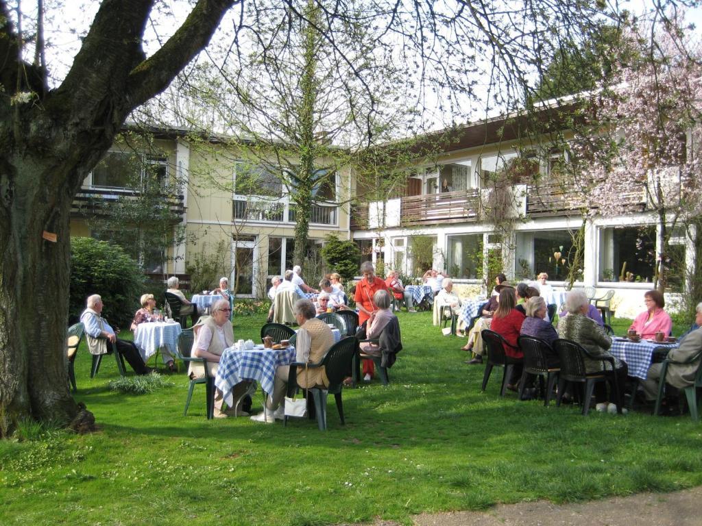 Hotel-Cafe "Schauinsland" Хорн-Бад Майнберг Екстериор снимка